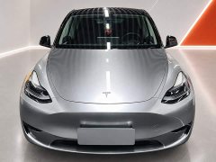 Tesla Model Y Rear-Wheel Drive - ფოტო 2