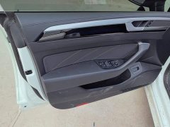 Volkswagen FAW-Volkswagen CC 380TSI Eye-Catching Edition - ფოტო 3