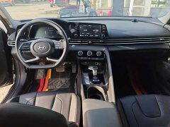Hyundai Elantra 1.5L CVT GLX Elite - ფოტო 12