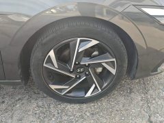 Hyundai Elantra 1.5L CVT GLX Elite - ფოტო 6