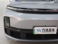 Li Auto L8 Max - ფოტო 3