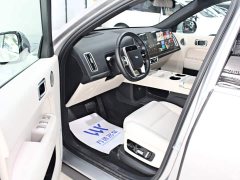Li Auto L8 Max - ფოტო 4