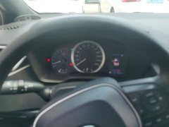 Toyota Corolla 1.8L CVT Luxury - ფოტო 14