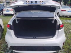 Toyota Corolla 1.8L CVT Luxury - ფოტო 4