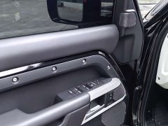 Land Rover Defender 110 3.0T P400 XS - ფოტო 9