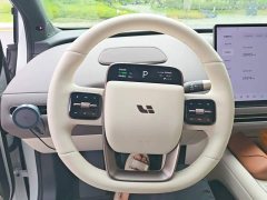 Li Auto i6 Four-Wheel Drive Standard Edition - ფოტო 15