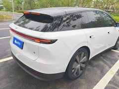 Li Auto i6 Four-Wheel Drive Standard Edition - ფოტო 3