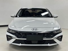 Hyundai Elantra 1.5L CVT GLX Elite - ფოტო 2