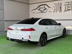 BMW 5 Series 530Li Premier M Sport Package - ფოტო 15
