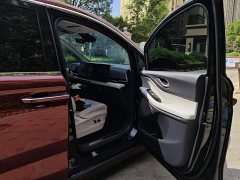 Voyah Lantu Dreamchaser PHEV AWD Luxury Kunpeng Edition - ფოტო 8