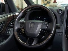 Toyota Vellfire 2024 Crown Hybrid 2.5L Premium Edition - ფოტო 16