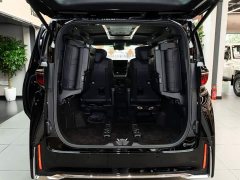 Toyota Vellfire 2024 Crown Hybrid 2.5L Premium Edition - ფოტო 7