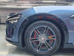 Xiaomi YU7 Four-Wheel Drive Pro - ფოტო 5