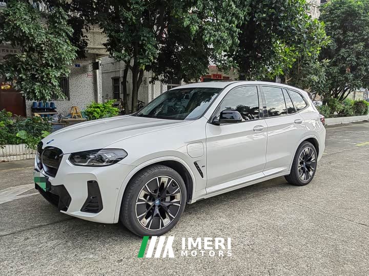 BMW iX3 Premier - ავტომობილი ჩინეთიდან