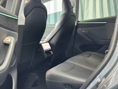 Tesla Model Y Rear-Wheel Drive - ფოტო 7