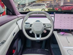 Xiaomi YU7 Four-Wheel Drive Max Edition - ფოტო 11