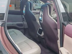 Xiaomi YU7 Four-Wheel Drive Max Edition - ფოტო 14