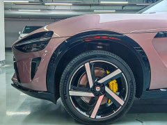 Xiaomi YU7 Four-Wheel Drive Max Edition - ფოტო 5