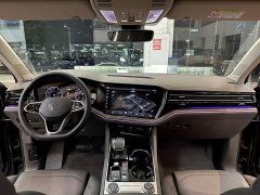 Volkswagen Touareg 3.0TSI Sharp Enjoyment Edition Jet Black Sport Package - ფოტო 8