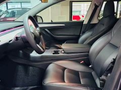Tesla Model Y Rear-Wheel Drive - ფოტო 4