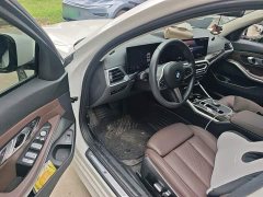 BMW 3 Series 325Li M Sport Package - ფოტო 17