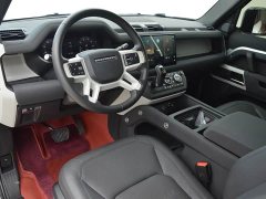 Land Rover Defender Facelift 90 2.0T P300 SE - ფოტო 5
