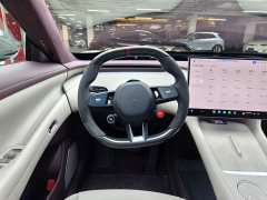 Xiaomi YU7 Four-Wheel Drive Max Edition - ფოტო 14