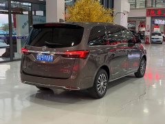 Buick GL8 Land Executive Cabin 652T Luxury - ფოტო 7