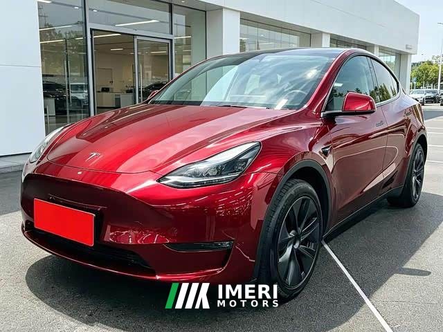 Tesla Model Y Long Range All-Wheel Drive