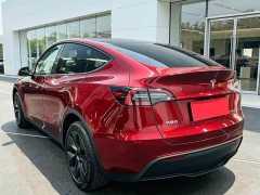 Tesla Model Y Long Range All-Wheel Drive - ფოტო 6