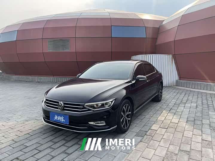 Volkswagen Magotan 330TSI DSG Advance