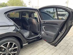 Volkswagen Magotan 2020 330TSI DSG Advance - ფოტო 14