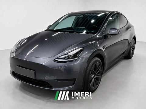2024 Tesla Model Y Rear-Wheel Drive