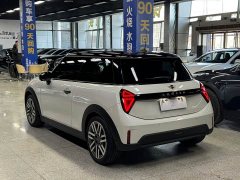 BMW MINI 1.5T COOPER Classic 3-Door - ფოტო 13
