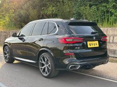 BMW X5 (Imported) xDrive40i Luxury M Sport Package - ფოტო 15