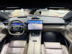 Zeekr Geely Zeekr Z10 95kWh 702km AWD Intelligent Driving Ultra - ფოტო 11