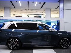 AITO M9 Extended Range Ultra 42kWh 6-Seater - ფოტო 12