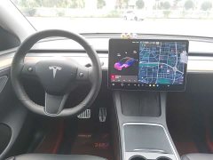 Tesla Model Y Standard Range RWD - ფოტო 11