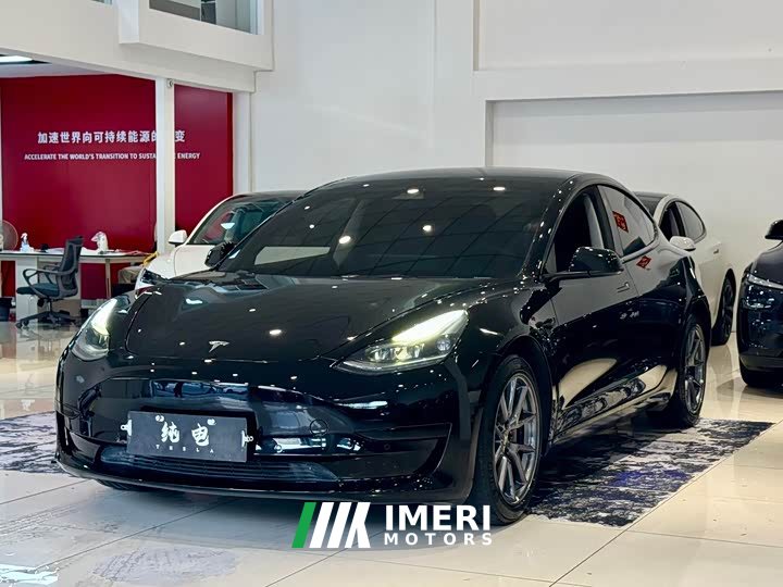 Tesla Model 3 Rear-Wheel Drive