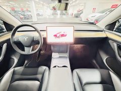 Tesla Model Y Rear-Wheel Drive - ფოტო 10