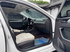 Skoda Superb TSI280 DSG Prestige - ფოტო 10