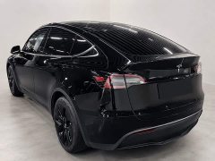 Tesla Model Y Standard Range RWD - ფოტო 6