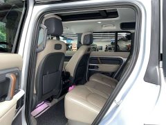 Land Rover Defender 2023 110 3.0T P400 Dark Edition - ფოტო 13
