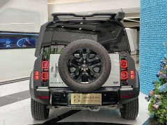 Land Rover Defender 2023 110 3.0T P400 Dark Edition - ფოტო 5