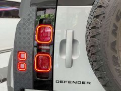 Land Rover Defender 2023 110 3.0T P400 Dark Edition - ფოტო 8