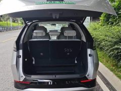 XPeng X9 Pure Electric 702 AWD High Performance Max - ფოტო 12