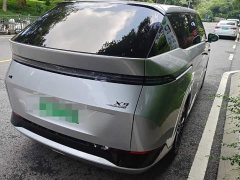 XPeng X9 Pure Electric 702 AWD High Performance Max - ფოტო 4