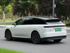 Li Auto i6 2025 Two-Wheel Drive Standard - ფოტო 7