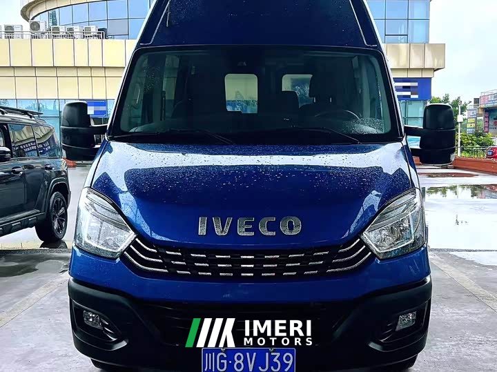 Iveco Eurocargo 2021 3.0T Automatic Chaorui Long Wheelbase Short Overhang High Roof Manual Door F1C - ავტომობილი ჩინეთიდან