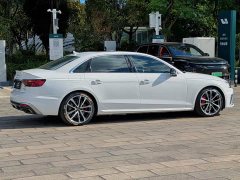 Audi A4L 2020 45 TFSI quattro Premium Dynamic - ფოტო 10